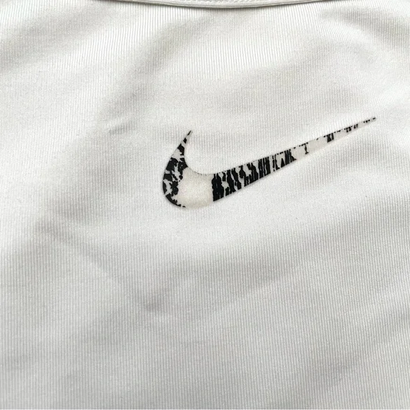 Nike Dri-Fit racerback Sports Bra - Medium - Picture 6 of 7